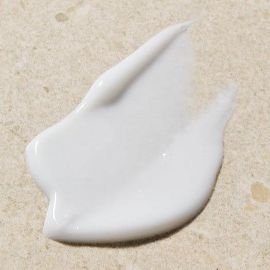 Aloe Soothing Cream Cleanser - Image 3