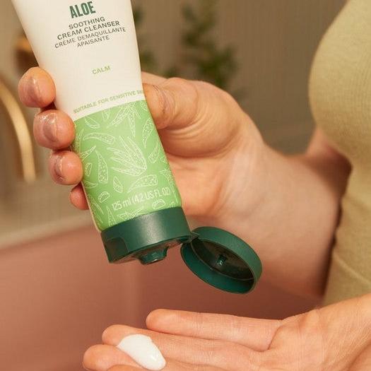 Aloe Soothing Cream Cleanser - Image 4