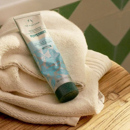 Peppermint Foot Scrub - Image 2
