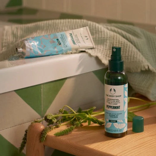 Peppermint Invigorating Foot Cream - Image 4