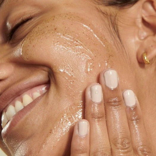 Seaweed Oil-Control Exfoliator - Image 4