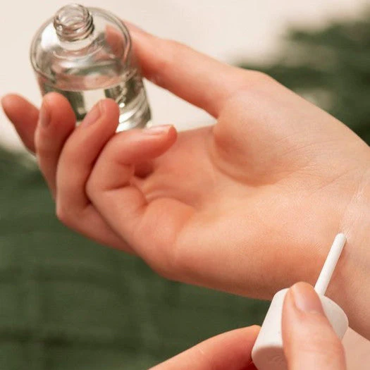 White Musk® Perfume Oil - Image 3