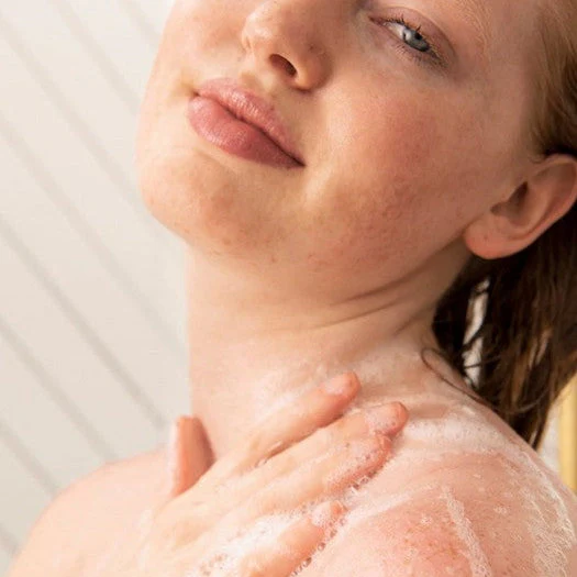 White Musk® Shower Gel - Image 5